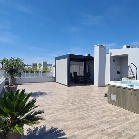 Sunset Penthouse With Spectacular View And Jacuzzi Appartement Zadar