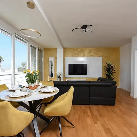 Sunset Penthouse With Spectacular View And Jacuzzi